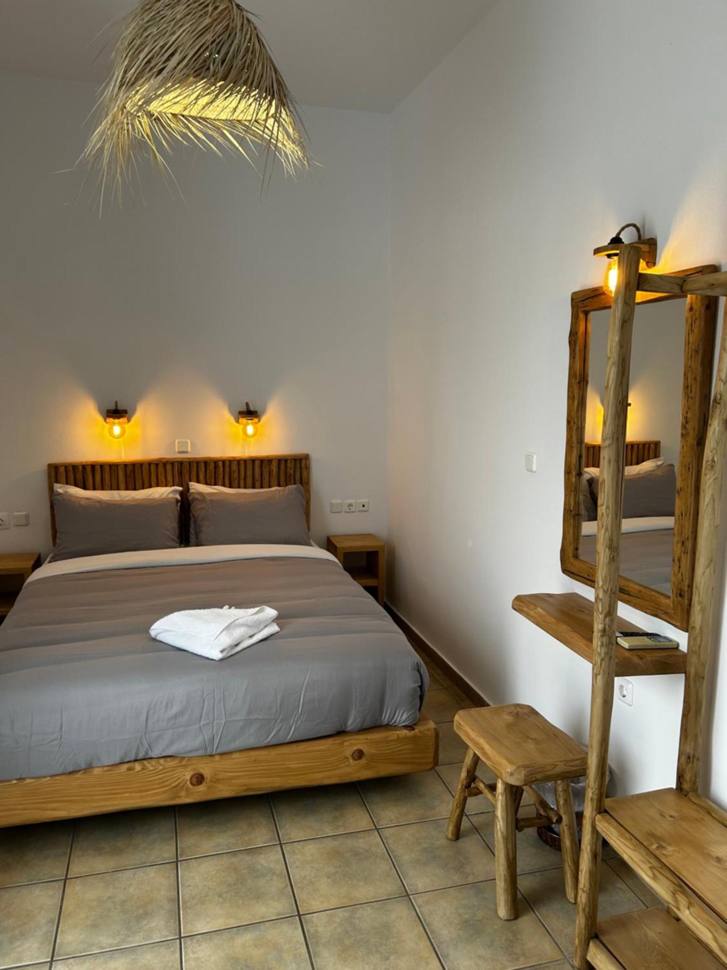 פארוס Hotel Livadia מראה חיצוני תמונה