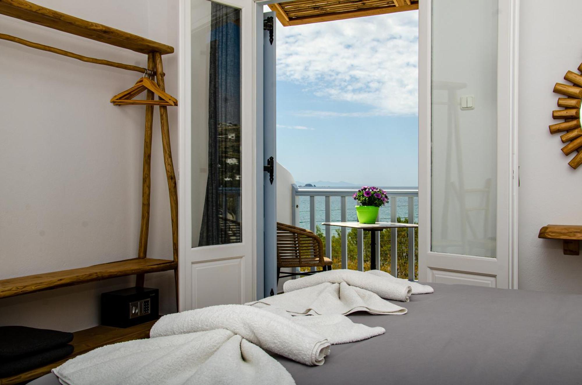 פארוס Hotel Livadia מראה חיצוני תמונה