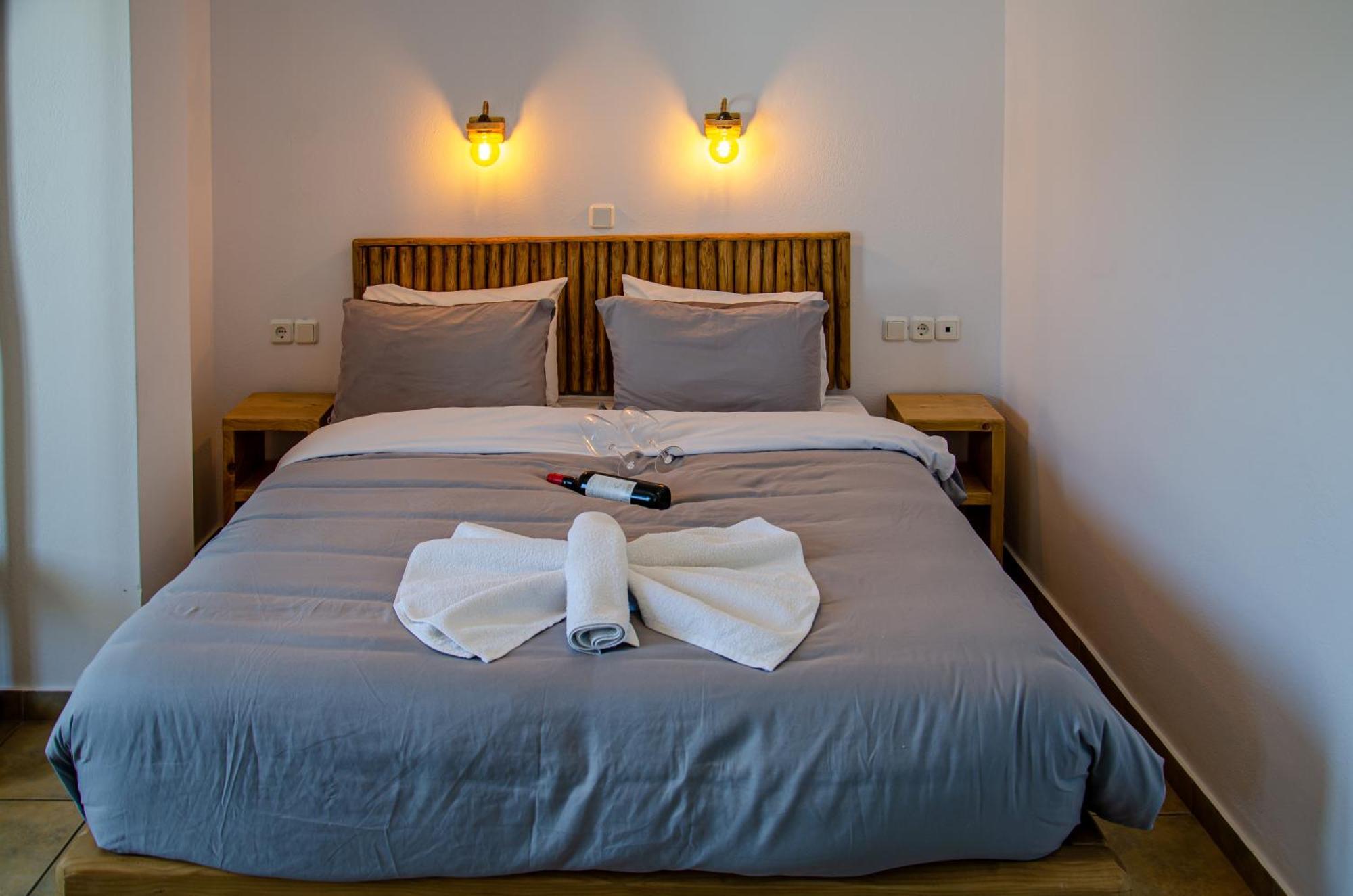 פארוס Hotel Livadia מראה חיצוני תמונה