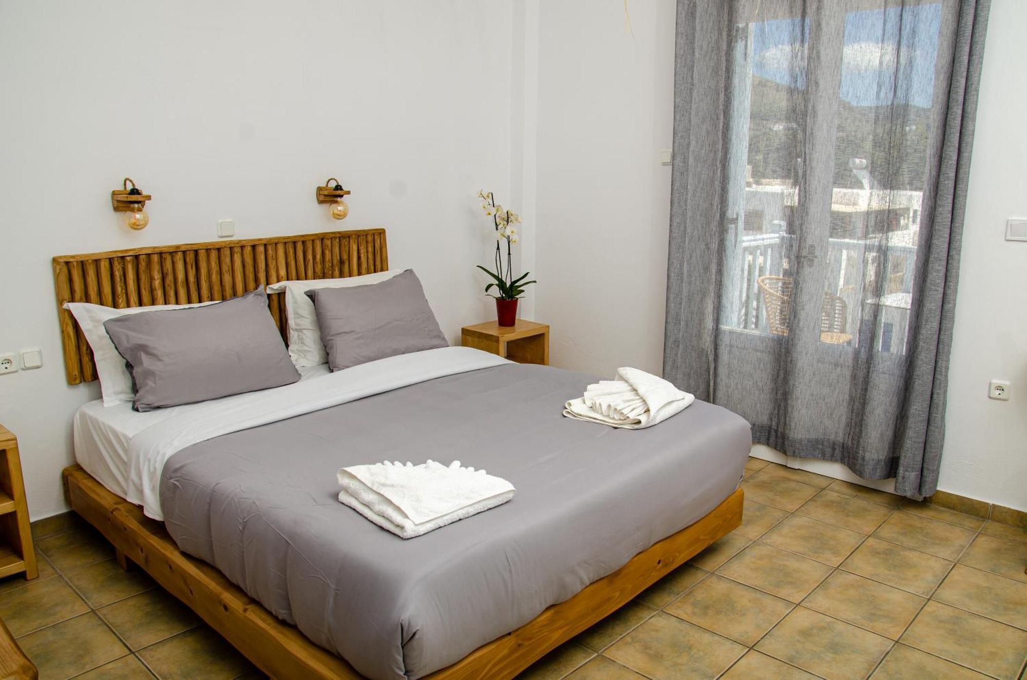 פארוס Hotel Livadia מראה חיצוני תמונה